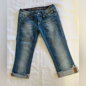 Rock Revival Capri Jeans Size 26